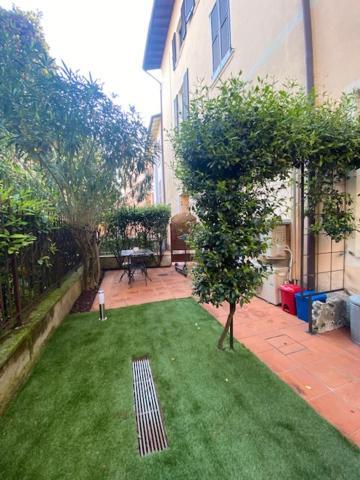 Duomo26 Boutique Apartment Desenzano del Garda Exteriör bild